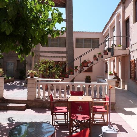 卡拉马德奥酒店 Vilanova de Escornalbou 外观 照片