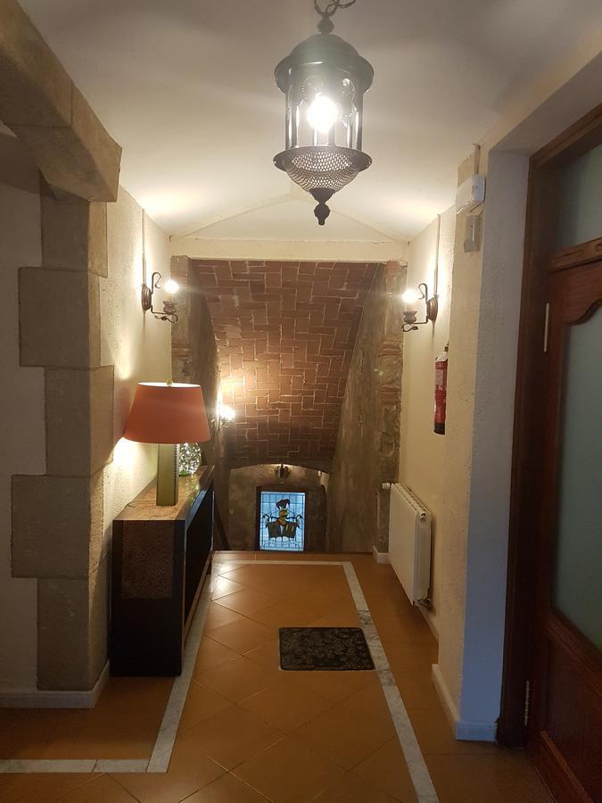 卡拉马德奥酒店 Vilanova de Escornalbou 外观 照片