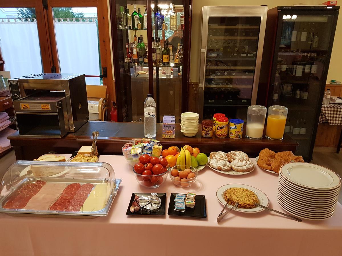 卡拉马德奥酒店 Vilanova de Escornalbou 外观 照片